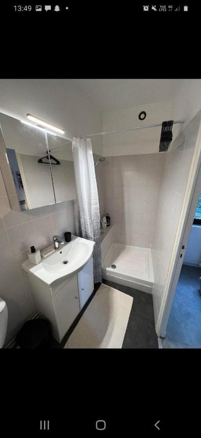 T2 Proche Gare Avec Wifi 1Er Etage Apartman Chartres Kültér fotó